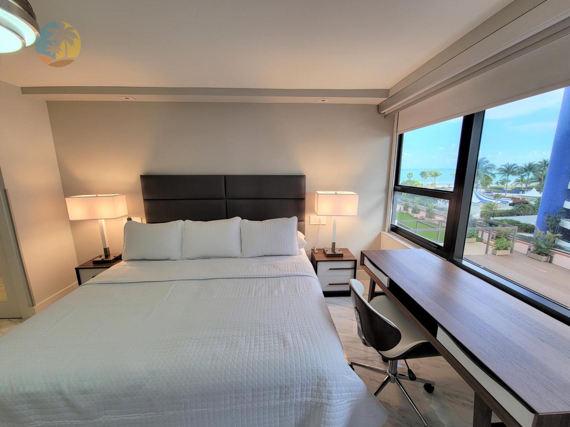 Deluxe Beach Resort - Hora Rentals Майами-Бич Номер фото
